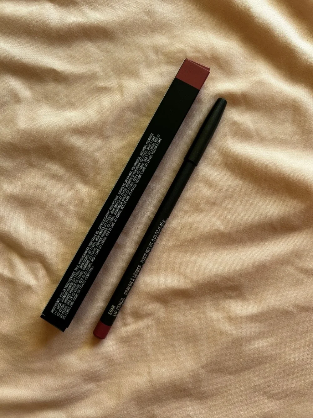 New! MAC Lip Liner Pencil - Soar